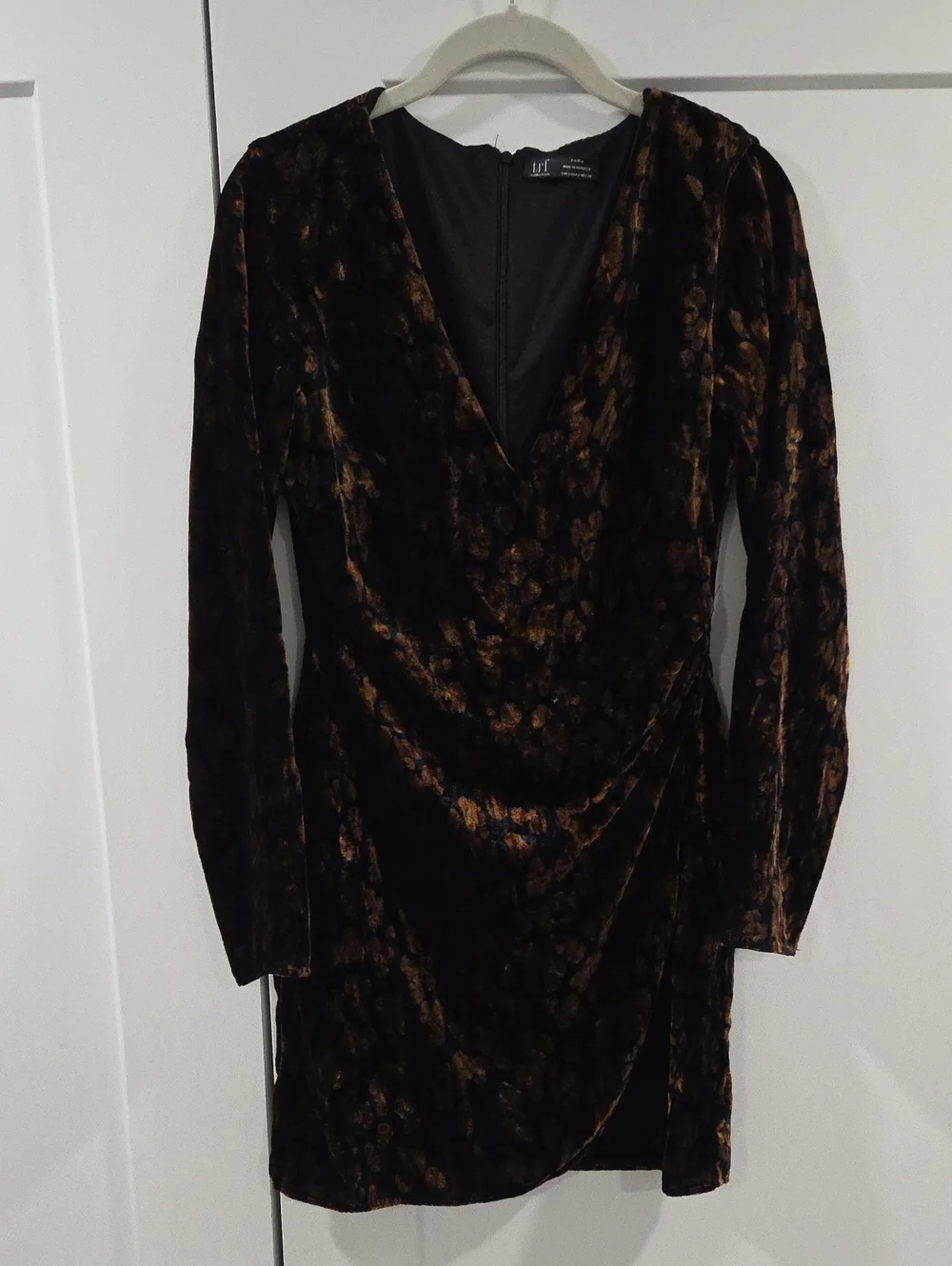 zara black velvet dress long sleeve Zara | Dresses | Zara Black Velvet Material Long Sleeve Dress